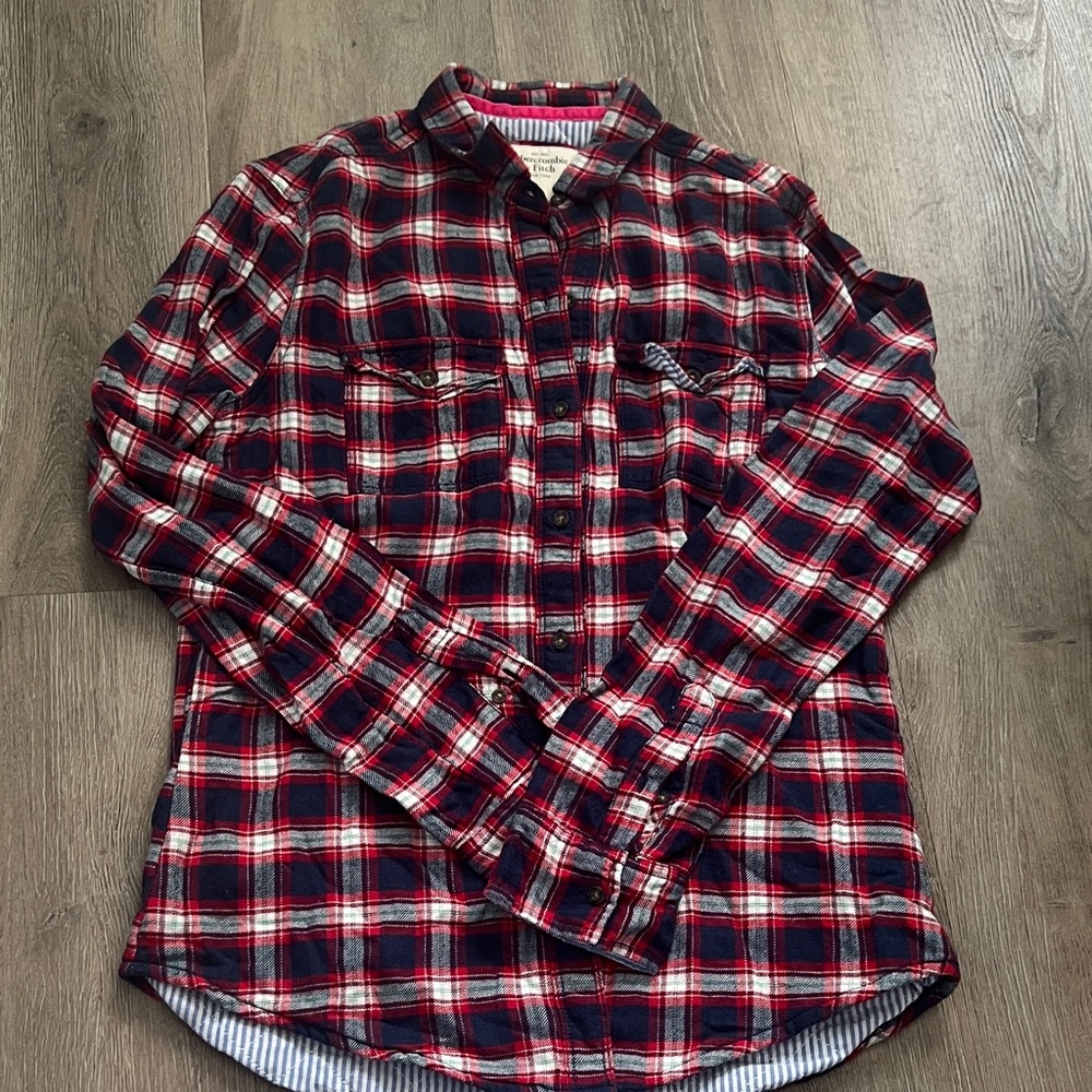 Abercrombie&Fitch Plaid Button-Up Shirt